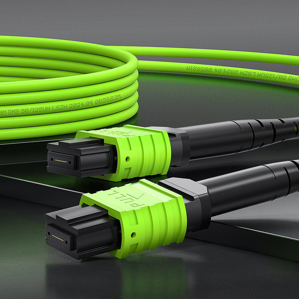 Cabo de fibra óptica multimodo OM5 50/125µm 12 AMPCOM MPO-12, conector MPO UPC (fêmea) para MPO UPC (fêmea), revestimento LSZH verde.