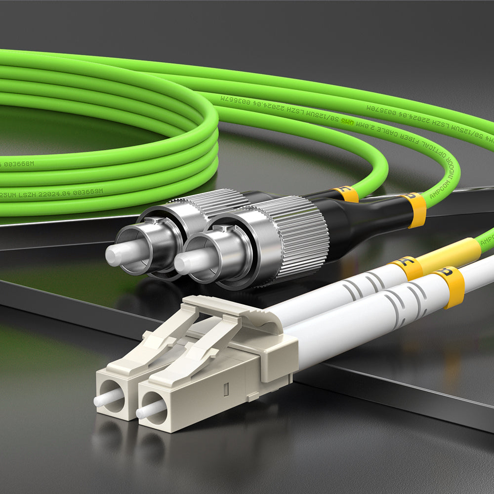 Cabo de fibra óptica duplex multimodo AMPCOM OM5 50/125 μm LC para LC, com revestimento LSZH de 2.0 mm.