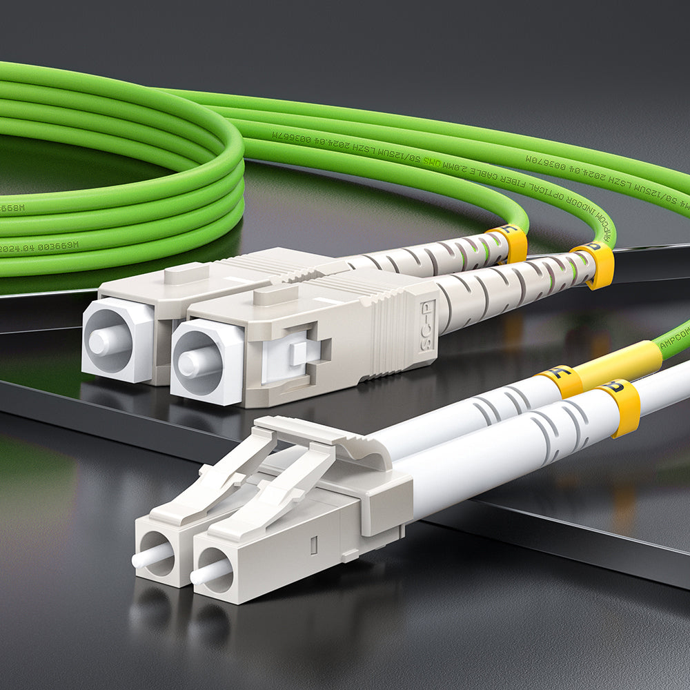 Cabo de fibra óptica duplex multimodo AMPCOM OM5 50/125 μm LC para LC, com revestimento LSZH de 2.0 mm.